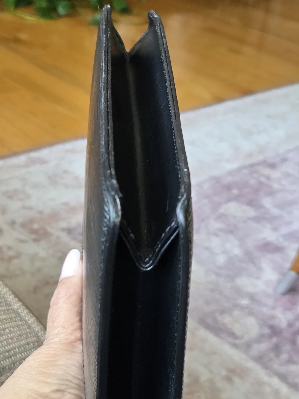 Louis Vuitton Black Epi Leather Clutch with Unbranded Gold-Tone With Black Chain